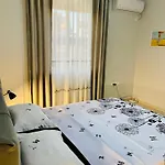 Albis 1 Tirana